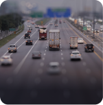 Plataformas digitales para la gestión de autopistas y transporte: gestión de tráfico, pagos y monitoreo en tiempo real.